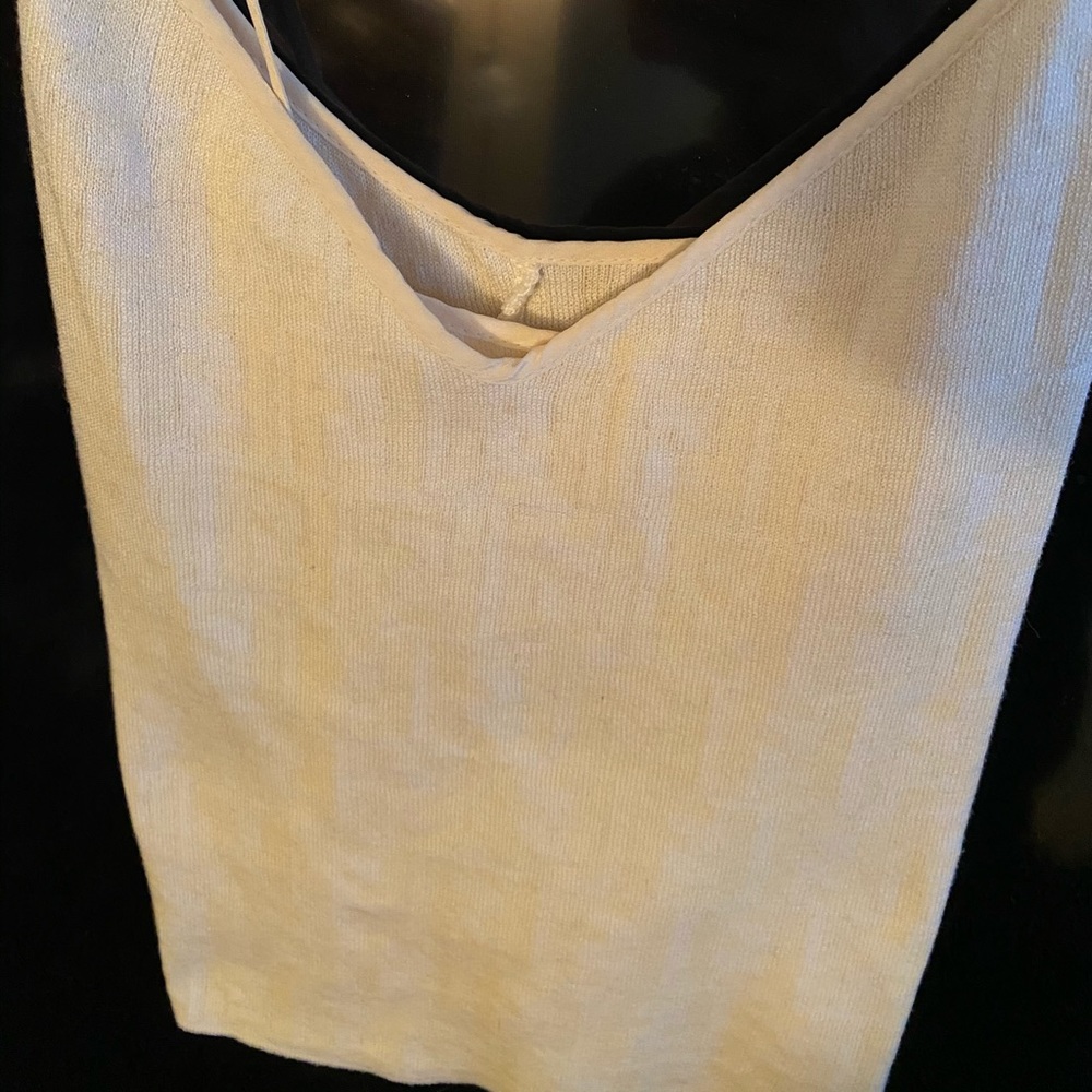Authentic Monogram Fendi Flowy Crop Top - Picture 3 of 4